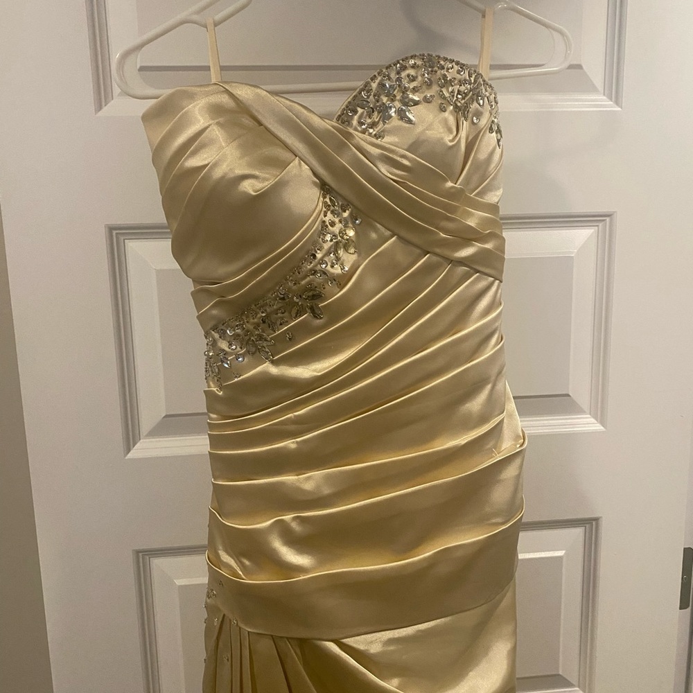 Champagne prom dress